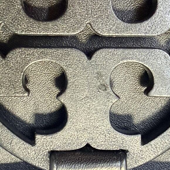 Tory Burch Miller Phone Crossbody Bag Womens Black Leather Logo Medallion Tassel - Picture 9 of 12